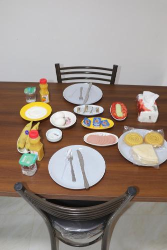 Food and beverages, Salvador Dali Apartments in Al Qastal