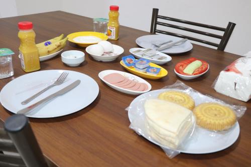 Food and beverages, Salvador Dali Apartments in Al Qastal