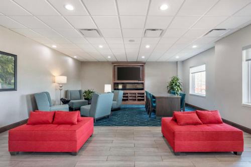 Best Western Plus Owensboro - image 11
