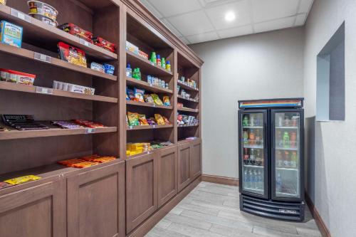 Best Western Plus Owensboro - image 10
