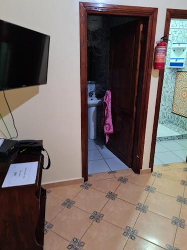 Residencia Hotelera Canalina in Akhfennirr