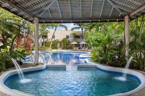 Waves Hotel and Spa by Elegant Hotels - All-Inclusive photo 2