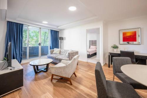 Serain Apartment on Northbourne Ave Canberra