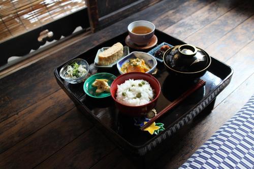 Bed & Breakfast Tsukiya – Kyoto, IL