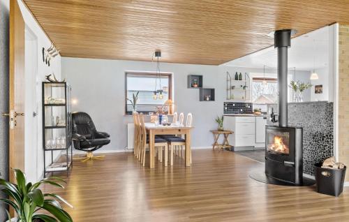 4 Bedroom Gorgeous Home In Holstebro in Holstebro