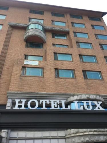 Hotel Lux - Gimpo