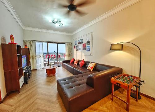 Melaka GX Homestay Resort Pool View M0702 with Netflix, TVBox and Games in Klebang