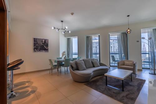 2BDR apartment near Burj Khalifa I Downtown Dubai I Burj Vista, Dubai (Foto 5)