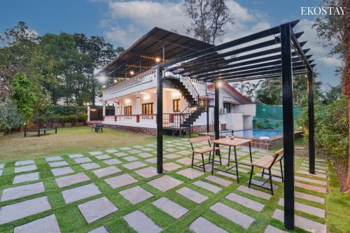 B&B Lonavla - EKOSTAY- Deltin Villa - Bed and Breakfast Lonavla