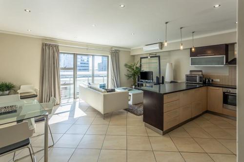 1 Bed modern apartment in the heart of the CBD