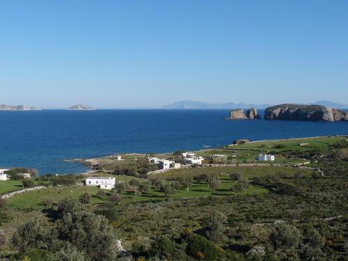 Traditional stone-built cottages Azalas