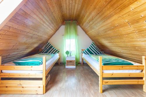 Alpen-Hostel Apartment Südgrat mit Motorradvermietung Alpen-Hostel Apartment Südgrat mit Motorradvermietung