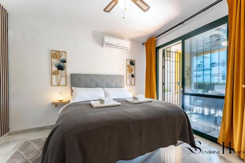 Poolside 2 Bedroom Retreat - image 2