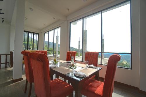 المرافق, شانثي أويانا (Shanthi Uyana) in Madulkelle