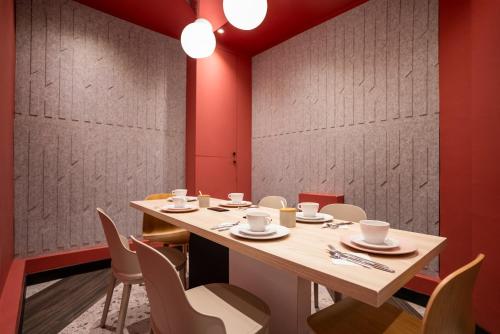 Modern Hôtel Montmartre - image 3