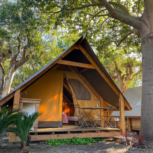 숙소 외관, Il Pampaleone Glamping and Resort in 아씨리엘