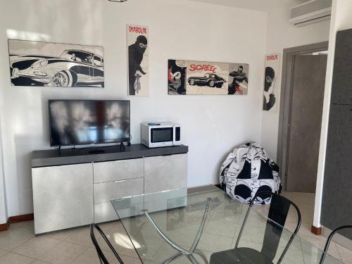 Comasina Charme Apartment with Terrace 2