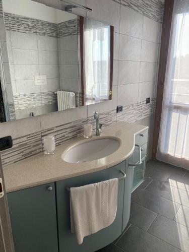 コマチーナ Comasina Charme Apartment with Terrace 3つ星 シングルルーム 施設