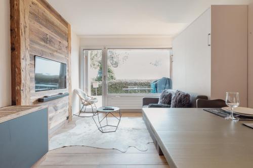 Studio rénové et élégant en plein centre (Studio renove et elegant en plein centre) in Chermignon