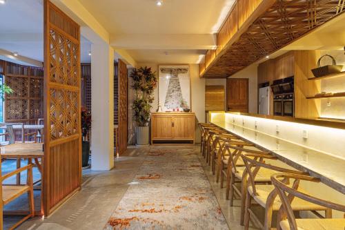 Beijing Le Zai Nan Luo Gu Xiang Wang Fu Jing Forbidden City Courtyard Hotel&Free laundry service&Free coffee &Paid Dumpling experience service