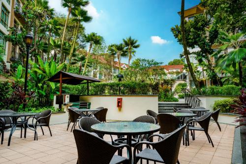 Facilities, Treetops Executive Residences near Unique Seafood Market