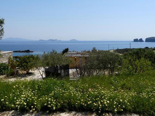 Traditional stone-built cottages Azalas