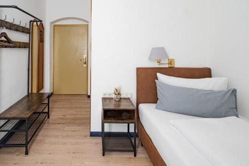 Small Single Room