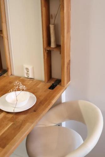 Cozy and stylish studio in Kamppi, Helsinki (photo 5)