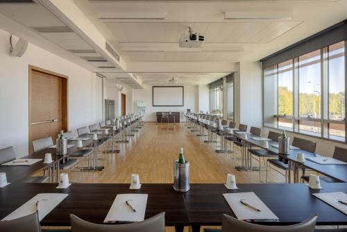 UNAHOTELS San Vitale Bologna - image 4
