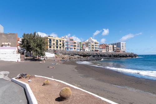 Home2Book Stunning Sea Front Apartment La Garita