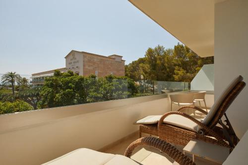 room detail thumbnail 1