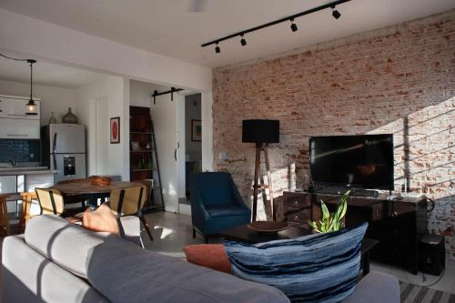 Cozy Apt. w/ Private Balcony & Great Lighting- Romanita 1, Mazatlán (foto 7)