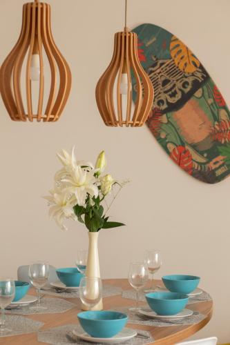 Marynarska Modern Apartment with Parking by Noclegi Renters - image 5