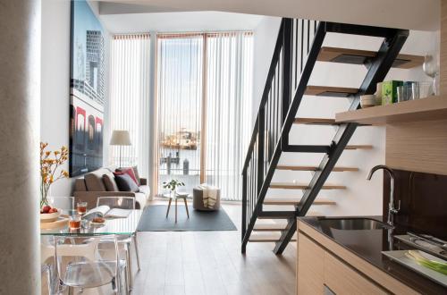 Eric Vökel Boutique Apartments - Riverfront Suites - image 11