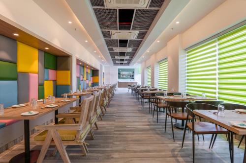 Restaurant, Le Roi, Dehradun in Dehradun