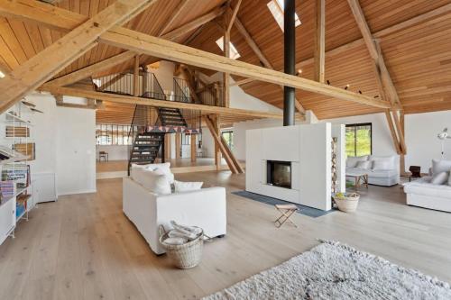 Completely refurbished typical Swiss farmhouse