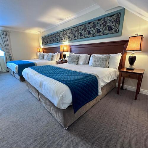 534817132 Headfort Arms Hotel