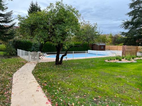 La longère citadine (La longere citadine) in Vesoul
