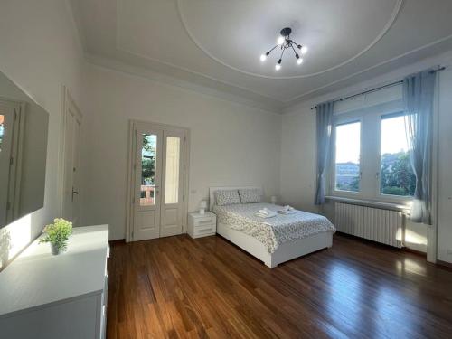 BG Central President Suite con parcheggio - Vista Città Alta, Bergamo (fotografie 4)