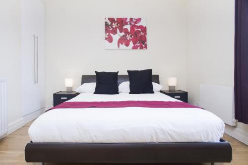 Holiday Lets London - K - main image
