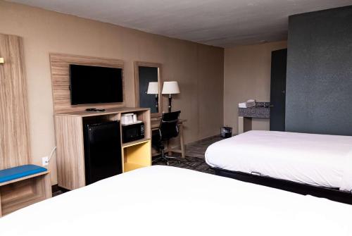 Econo Lodge Batesville - main image