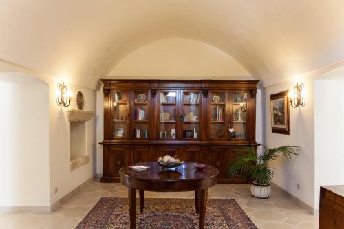 Extraordinary Estate with pool m800 - image 8