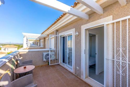 Three-Bedroom Bungalow image 6