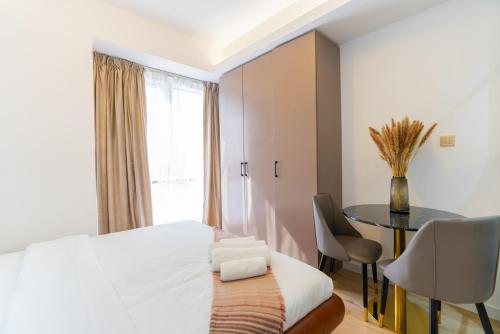 Airy and Peaceful - Studio - JLT - image 6