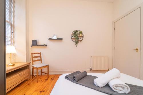 Large City Corner Apartment, Edinburgh (fotografie 10)
