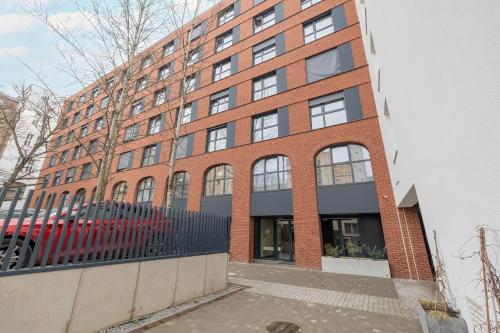 Modern Studio in the Centre of Poznań by Noclegi Renters, Poznań