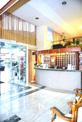Panorama Hotel Apartments - image 5