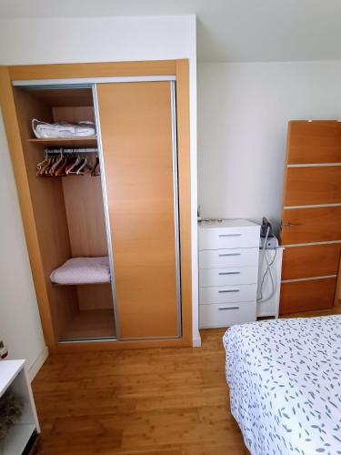 Acogedora habitación privada en Villa Mayka, Granada (foto 9)