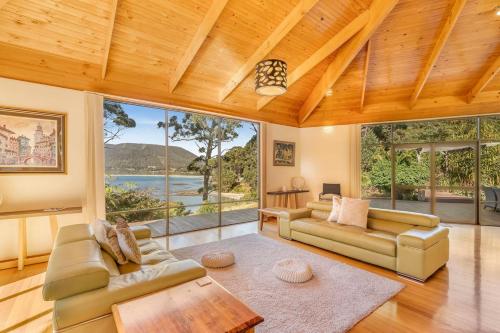 Osprey Lodge in Eaglehawk Neck