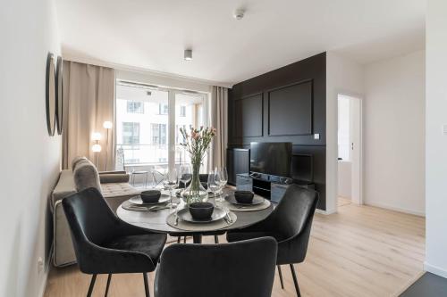Symphony Modern Tower Apartamenty by INA 5